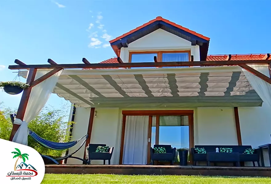 مظلات حدائق خشبية